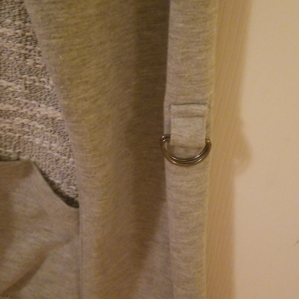 Gray jacket - Picture 3 of 5